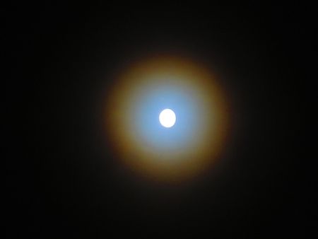 La luna y lluvia de meteoritos en Tierra del Fuego 2019